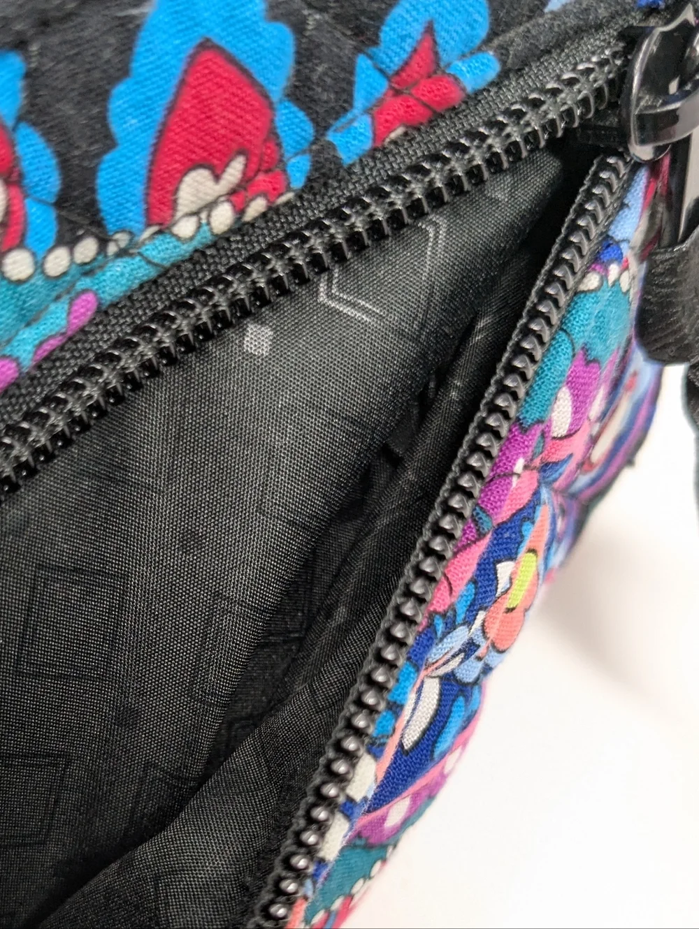 Vera Bradley Black Multicolor Paisley Multi Turn-Lock Wallet - Picture 10 of 12